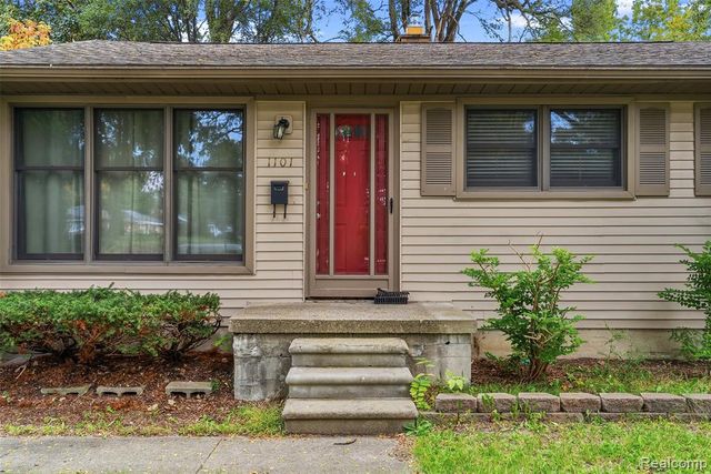1101 Mohawk Avenue, Flint, MI 48507