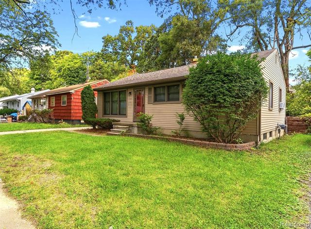 1101 Mohawk Avenue, Flint, MI 48507