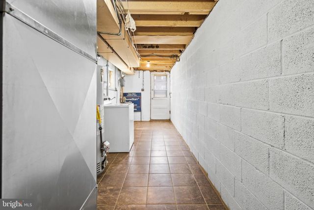 2731 TOLBUT ST, Philadelphia, PA 19152