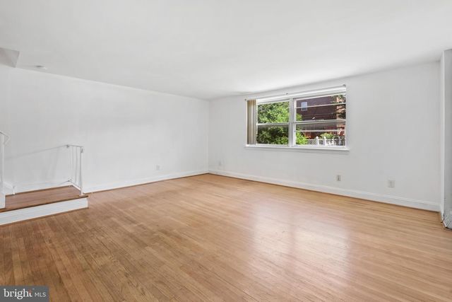 2731 TOLBUT ST, Philadelphia, PA 19152