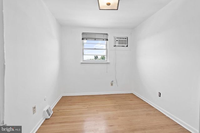 2731 TOLBUT ST, Philadelphia, PA 19152