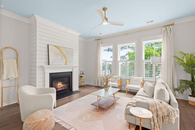 808 Forrest Drive, Charleston, SC 29492