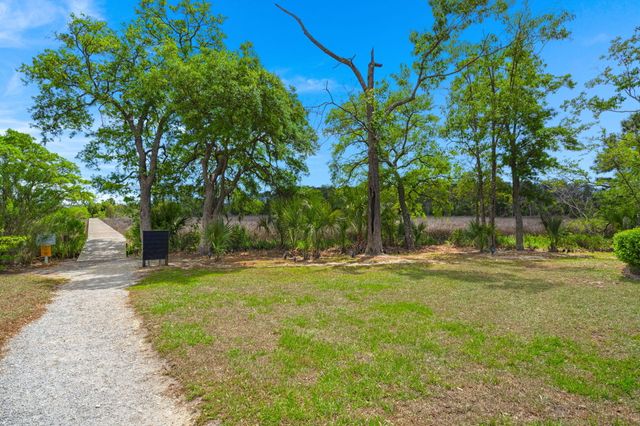 808 Forrest Drive, Charleston, SC 29492