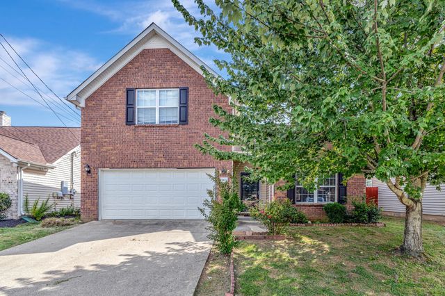 5623 Hickory Park Dr, Antioch, TN 37013