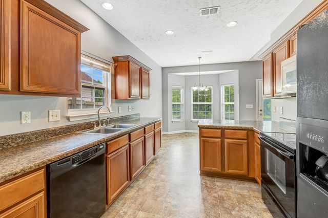 5623 Hickory Park Dr, Antioch, TN 37013