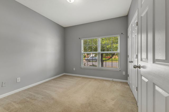 5623 Hickory Park Dr, Antioch, TN 37013