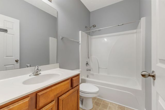 5623 Hickory Park Dr, Antioch, TN 37013