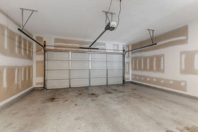 5623 Hickory Park Dr, Antioch, TN 37013