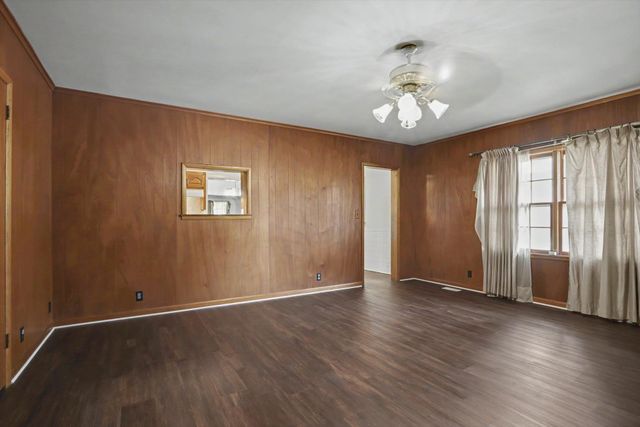 701 S Oklahoma Street, Sapulpa, OK 74066