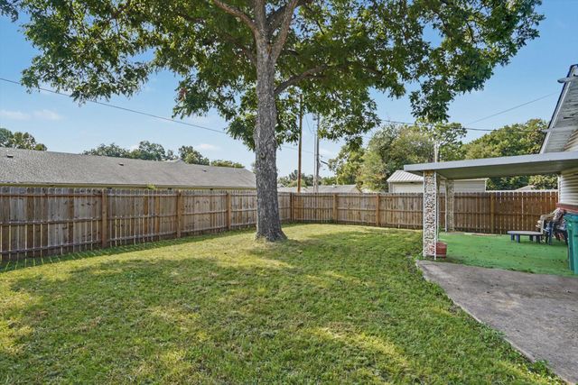 701 S Oklahoma Street, Sapulpa, OK 74066