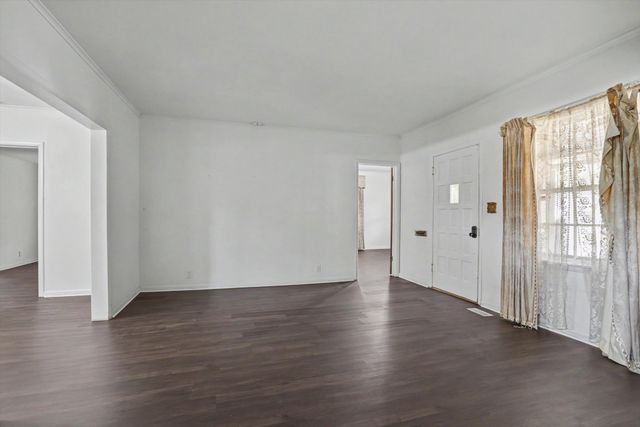701 S Oklahoma Street, Sapulpa, OK 74066