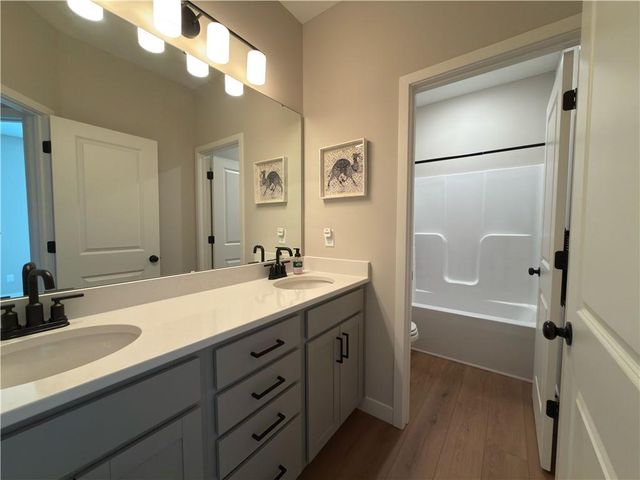 4003 NW 95th Terrace, Kansas City, MO 65154