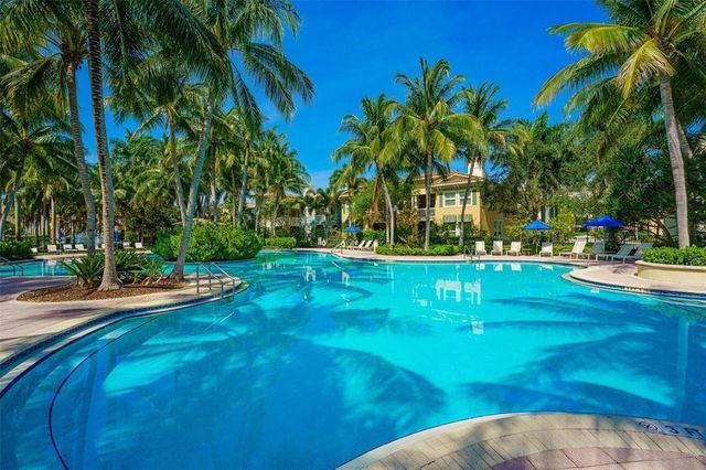 12641 NW 32nd Place 12641, Sunrise, FL 33323