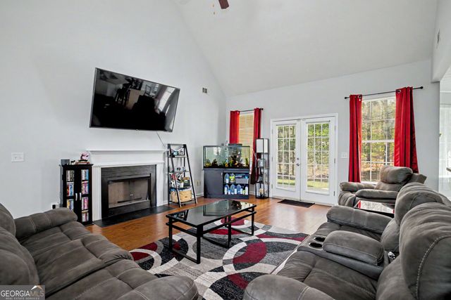 170 Alexander Drive, Mcdonough, GA 30252