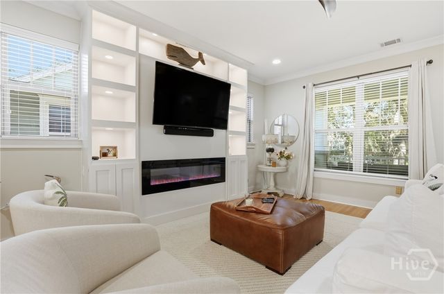 19 W 51st Street, Savannah, GA 31405