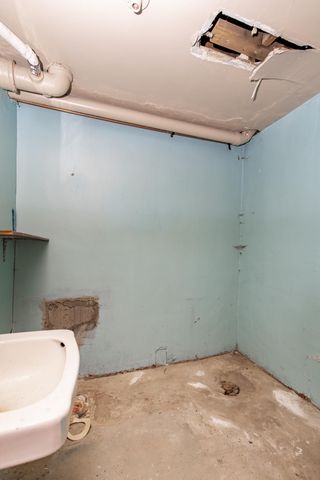 1020 12th Street S, Moorhead, MN 56560