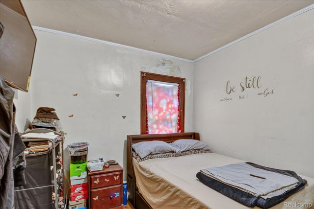 8090 Wetherby Street, Detroit, MI 48204