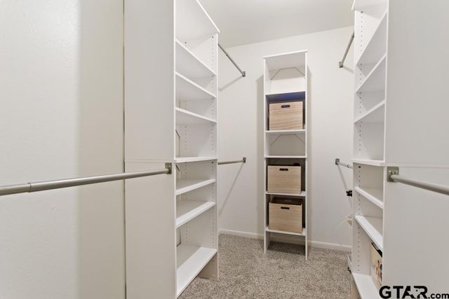 1435 W Hideaway Lane, Lindale, TX 75771