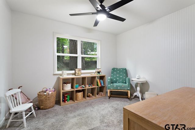 1435 W Hideaway Lane, Lindale, TX 75771