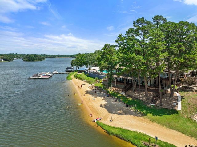 1435 W Hideaway Lane, Lindale, TX 75771