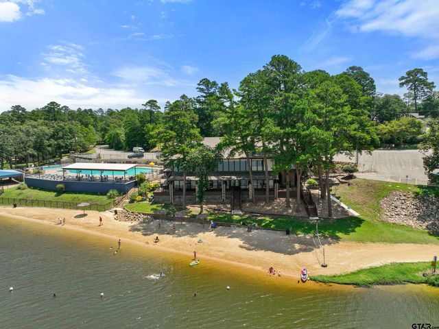 1435 W Hideaway Lane, Lindale, TX 75771