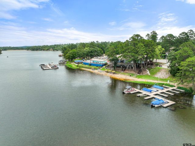 1435 W Hideaway Lane, Lindale, TX 75771