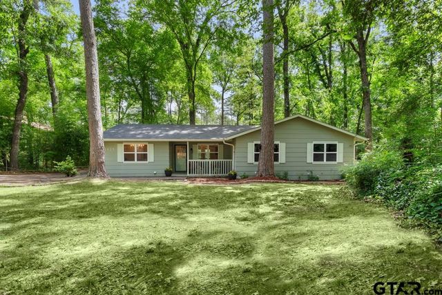 1435 W Hideaway Lane, Lindale, TX 75771