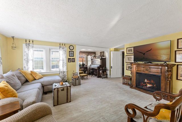 46652 Riverview DRIVE, La Crescent, MN 55947
