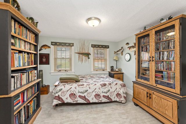 46652 Riverview DRIVE, La Crescent, MN 55947