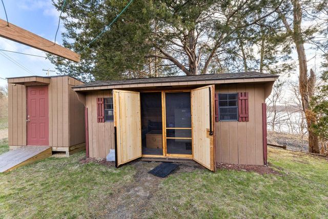 46652 Riverview DRIVE, La Crescent, MN 55947