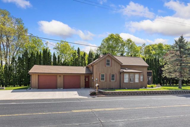 46652 Riverview DRIVE, La Crescent, MN 55947