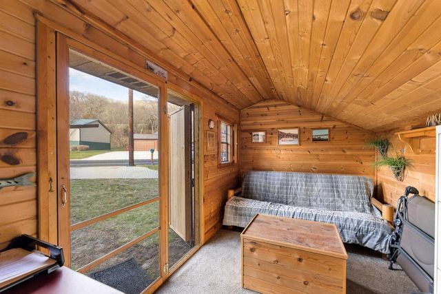 46652 Riverview DRIVE, La Crescent, MN 55947