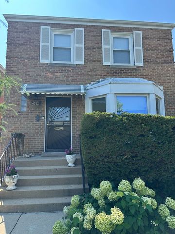 6552 N Troy Street, Chicago, IL 60645