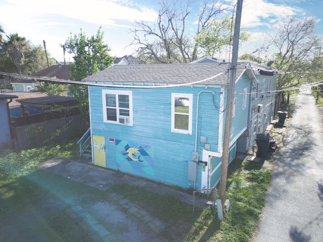 1415 39th Street, Galveston, TX 77550