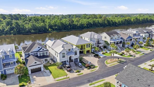 429 Harbour View Dr., Myrtle Beach, SC 29579