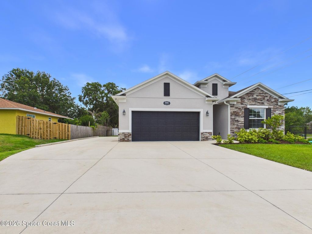 892 Genesee Avenue, Sebastian, FL 32958