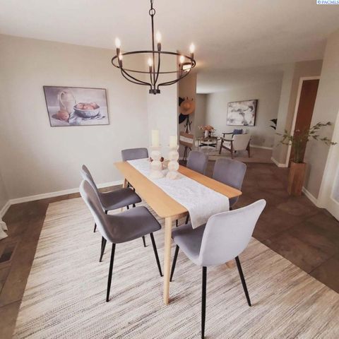 3803 W 40th Pl, Kennewick, WA 99337