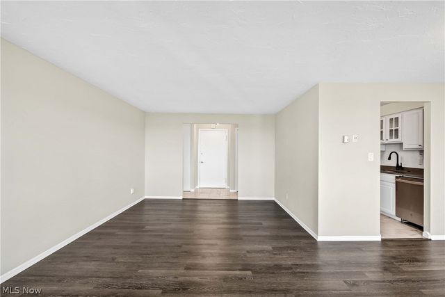12900 Lake Avenue 1415, Lakewood, OH 44107
