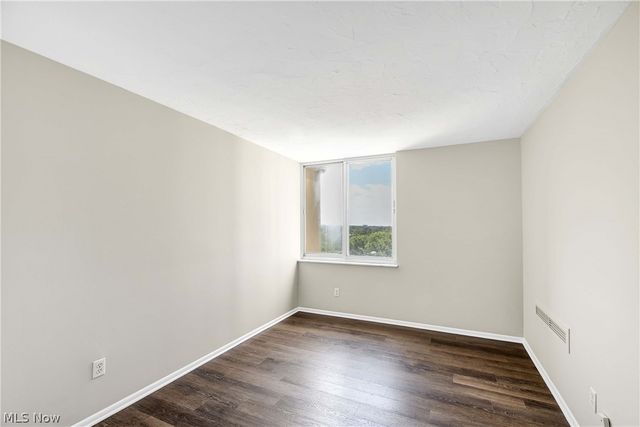 12900 Lake Avenue 1415, Lakewood, OH 44107