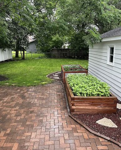 1101 12th Street S, Moorhead, MN 56560