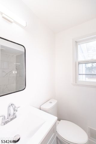 13 Prospect St, Metuchen Boro, NJ 08840