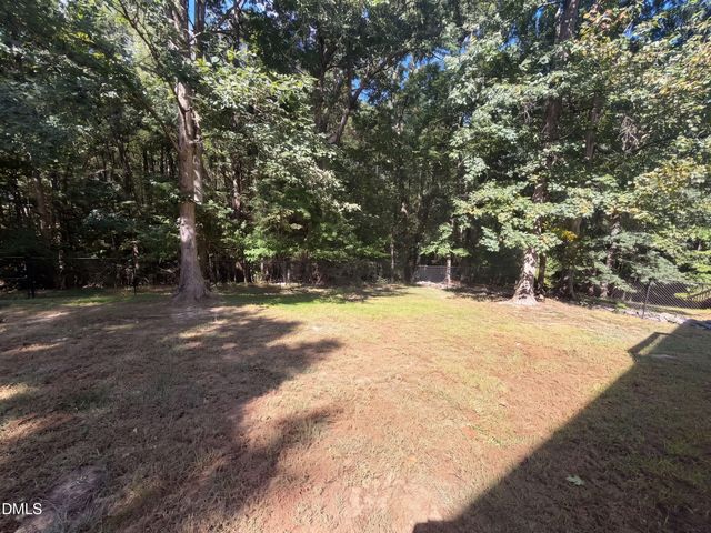 255 Rocky Point Court, Fuquay Varina, NC 27526