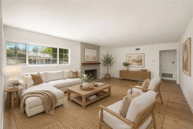 2459 Earl Avenue, Long Beach, CA 90806