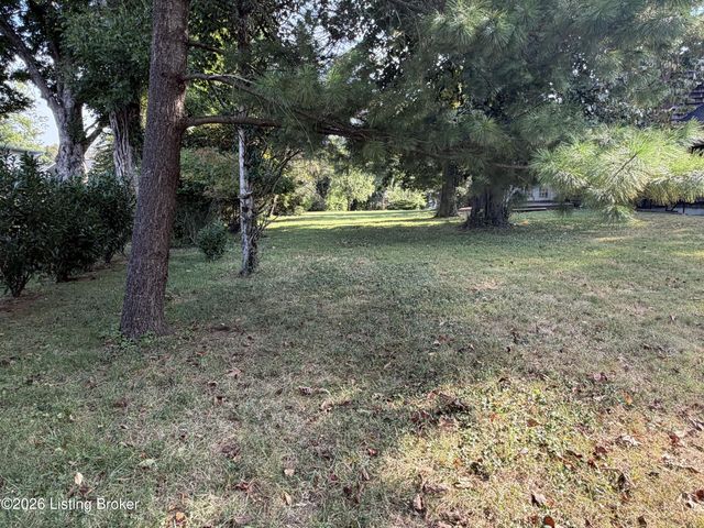 4103 Brownsboro Rd, Louisville, KY 40207