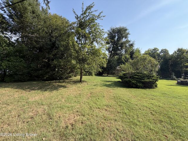 4103 Brownsboro Rd, Louisville, KY 40207