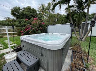 1545 NE 138th St, North Miami, FL 33161