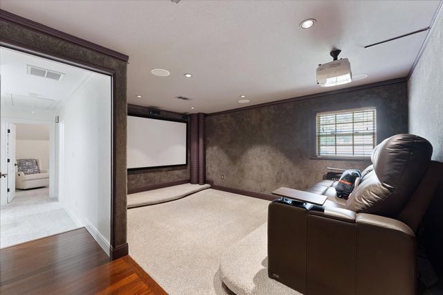 368 Ridgelake Scenic Drive, Montgomery, TX 77316