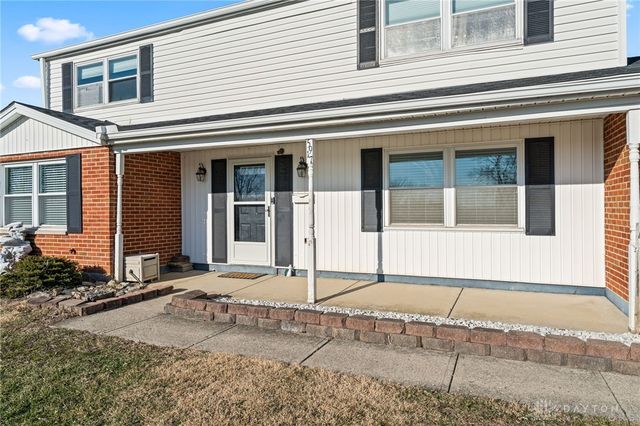 5917 Longford Road, Huber Heights, OH 45424