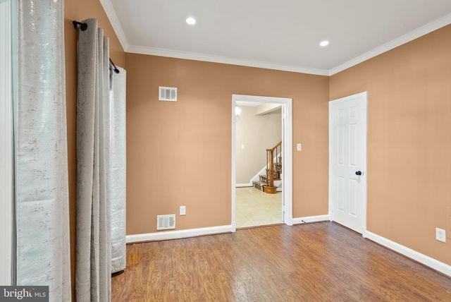 2345 S ROLFE ST S, Arlington, VA 22202