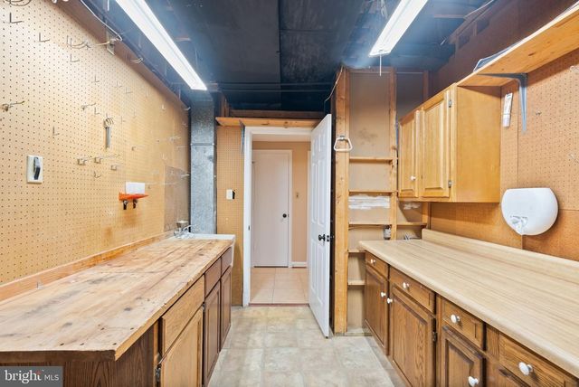 2345 S ROLFE ST S, Arlington, VA 22202